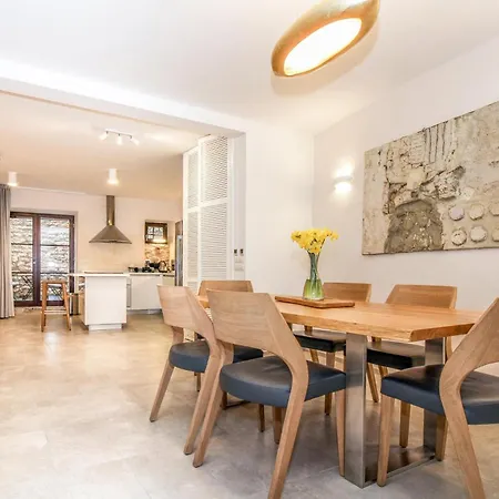 3 Bedroom Amazing In Prázdninový dům Bale