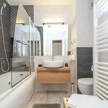 3 Bedroom Amazing In Bale